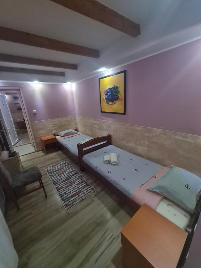 Rooms " Simke " II Subotica Buitenkant foto