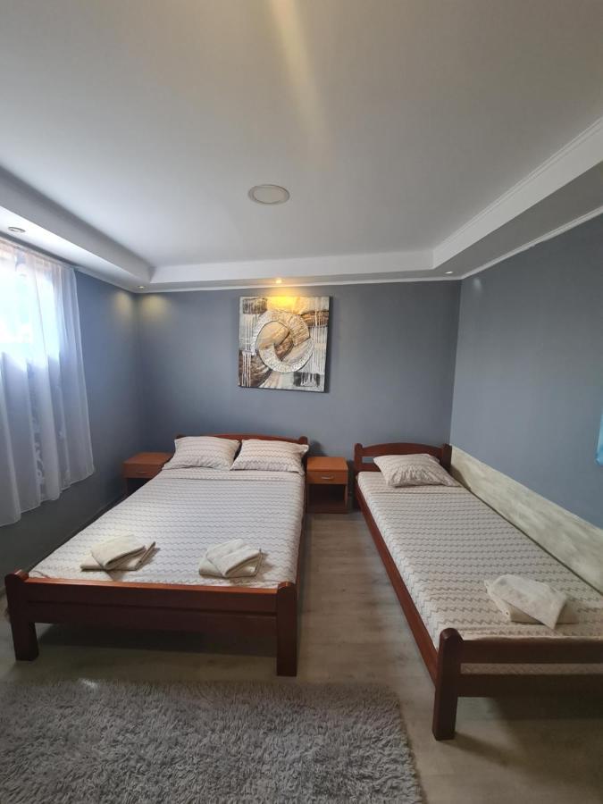 Rooms " Simke " II Subotica Buitenkant foto
